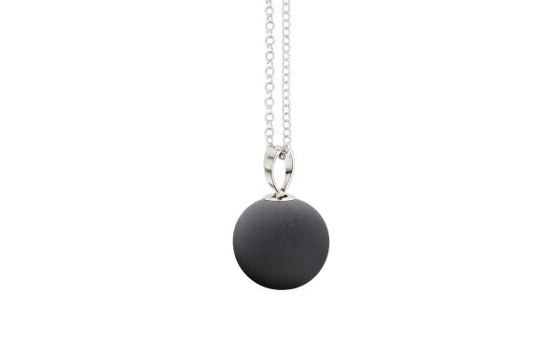 Black-Vulcano-silver