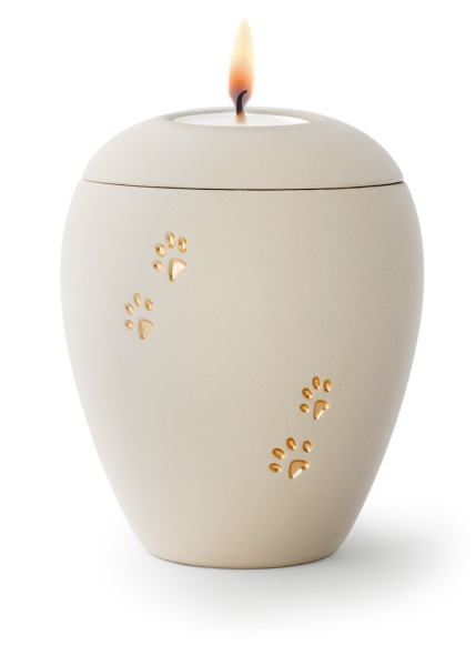 Tierurne aus samtener Keramik mit goldenen Pfoten in cremé mit Gedenklich